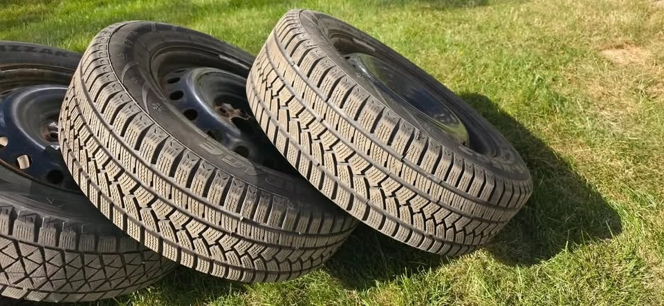 235/60R18 Winter Tires + Rims + TPMS – Honda Odyssey – 5 Tires - photo 5