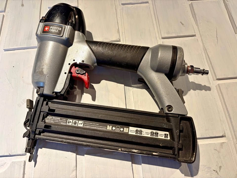 Porter Cable 18 Gauge Brad Nailer Nail Gun