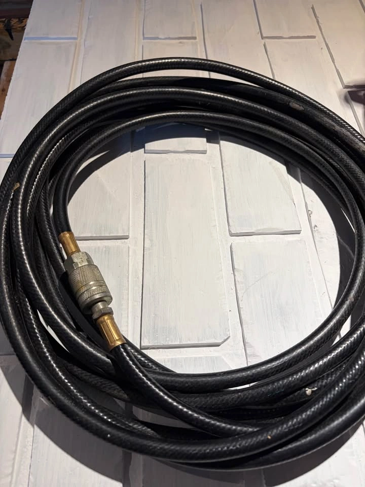 Porter Cable 150 Air Compressor with Extras - photo 4