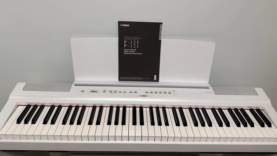 Yamaha Weighted Digital Piano – White – Like New – Full Set - photo 2