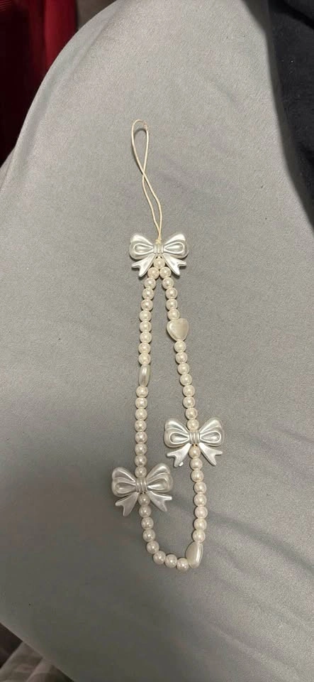Beaded Pearl Bow Phone/ Camera Charm