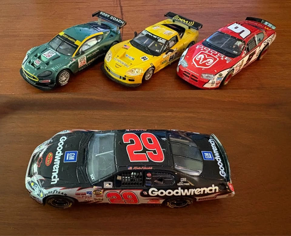Scalextric SCX 1/32 Scale #29 GM Goodwrench Chevrolet Monte Carl - photo 4