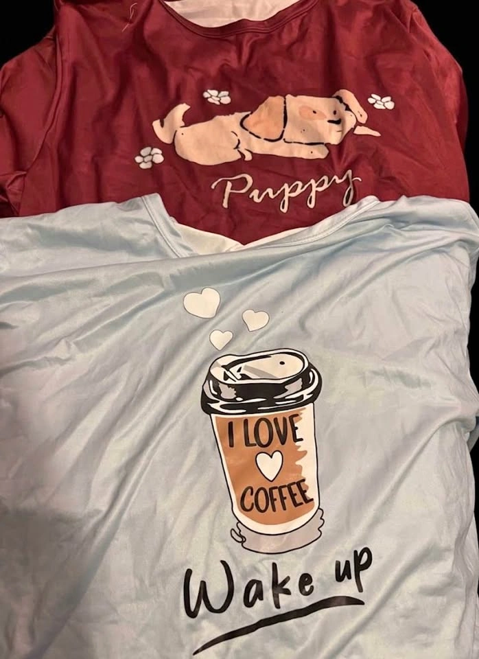 2 pairs of pajama shirts