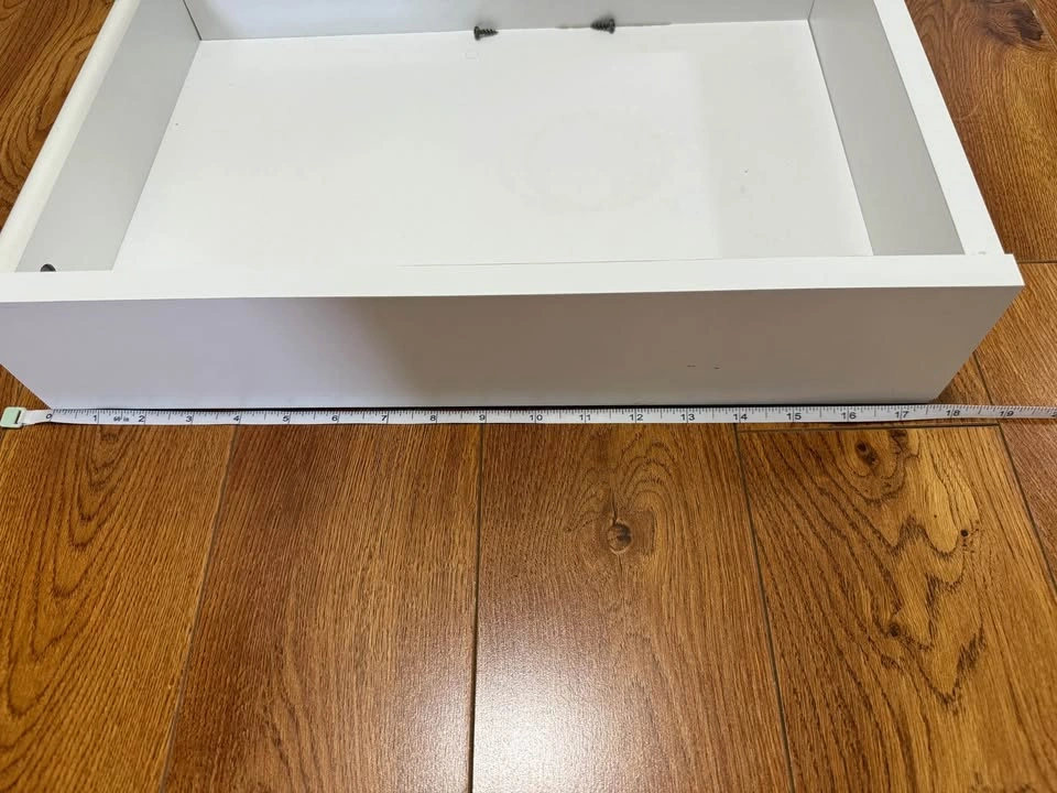 White Wooden Baby change table top + pad - photo 5