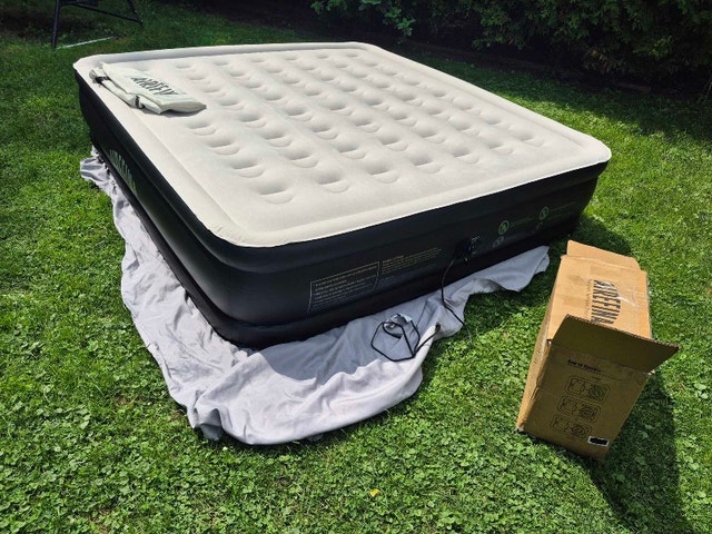 New King-size, Self Inflating & Deflating Air Mattress