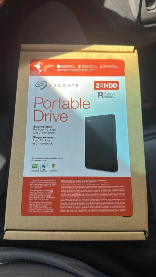 Seagate 2TB Portable External Hard Drive - photo 3