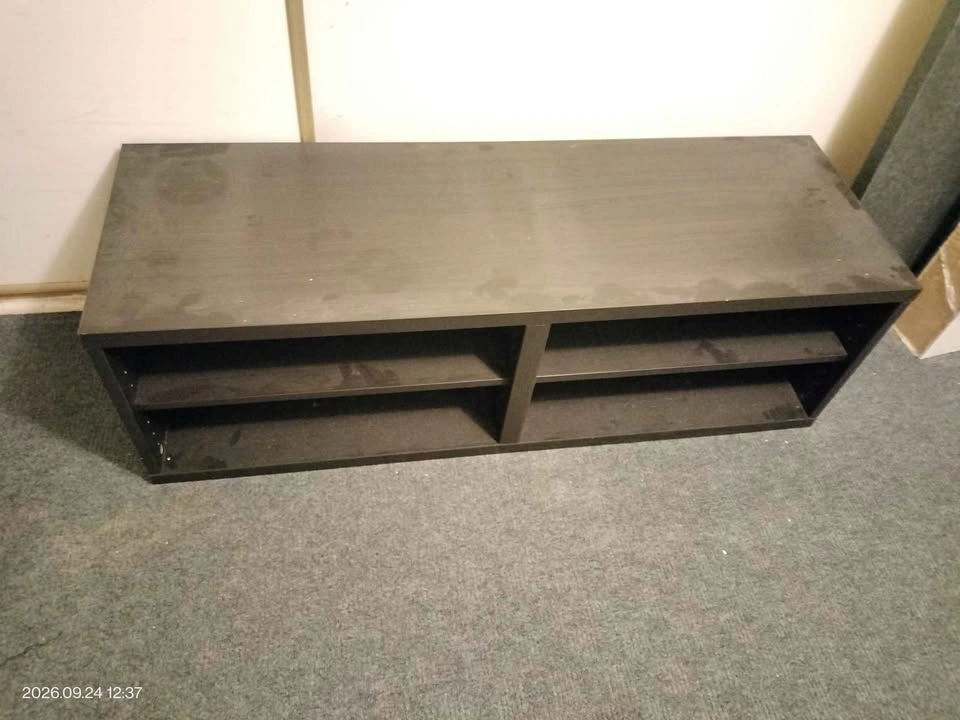 Ikea Besta frame with two shelves - photo 2