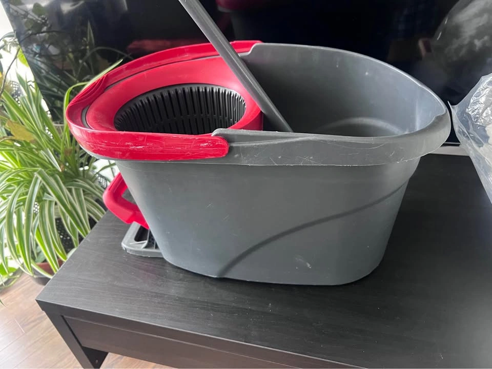 Vileda EasyWring Spin Mop System PLUS 6 extra Mop Heads - photo 3