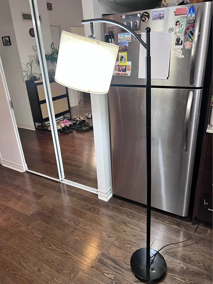 Floor Lamp with Smart Bulb and App Control