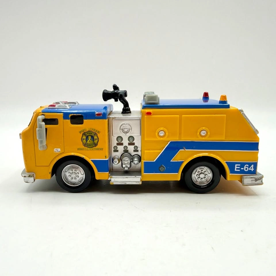 Disney Pixar Planes Pulaski Fire And Rescue Die Cast Truck - photo 2