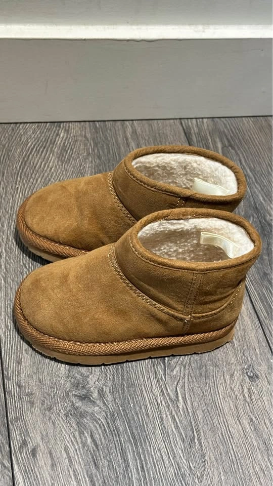🧸 Gap Toddler Cozy Booties - Size 7 - photo 2