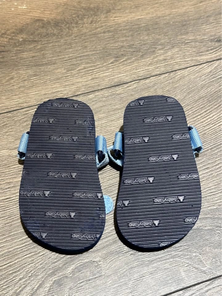 🆕 Brand New BabyGap Adventure Sandals - 6-12M - photo 2