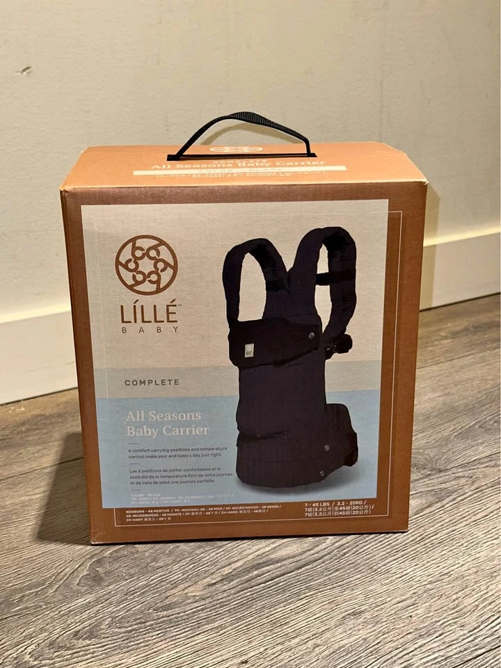 ⭐ Like New LÍLLÉbaby Complete All Seasons Carrier - Black