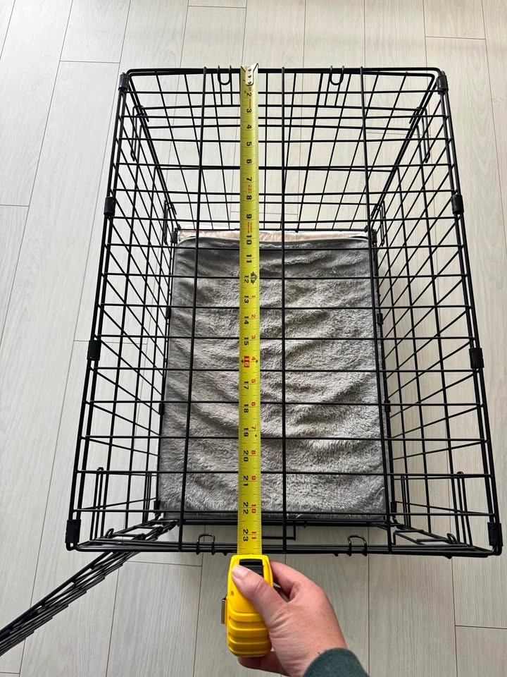 Dog crate