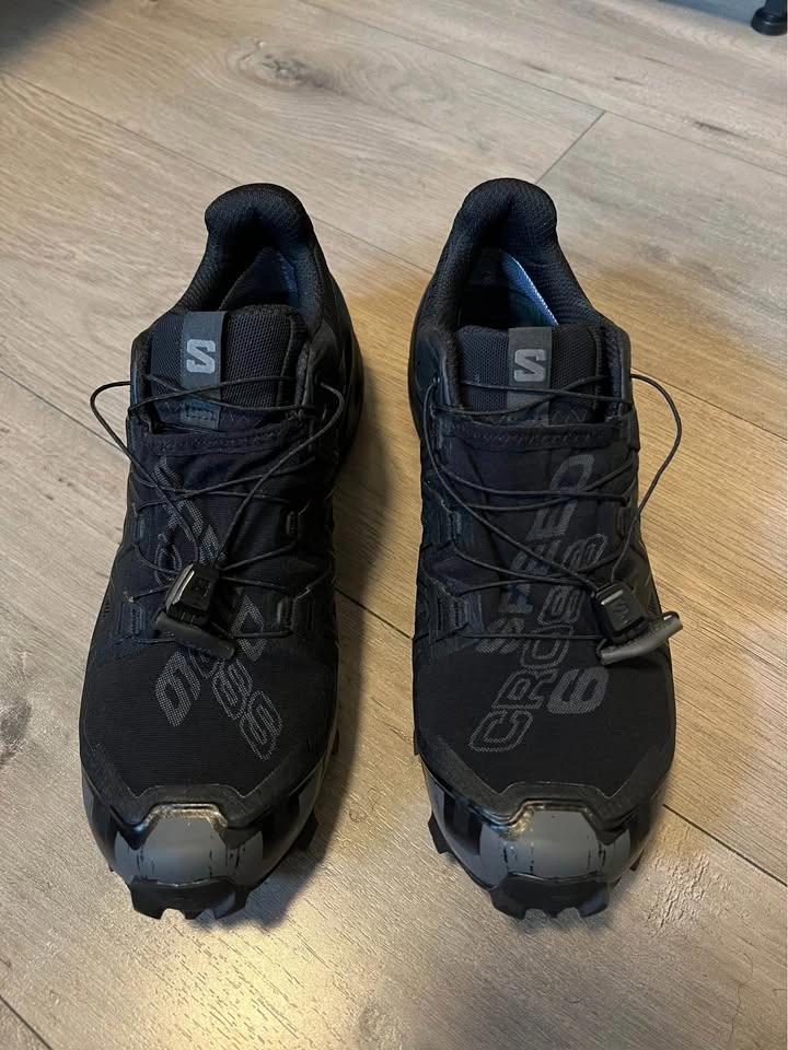 Salomon Speedcross 6, Women’s size 9 trail running shoes - photo 2