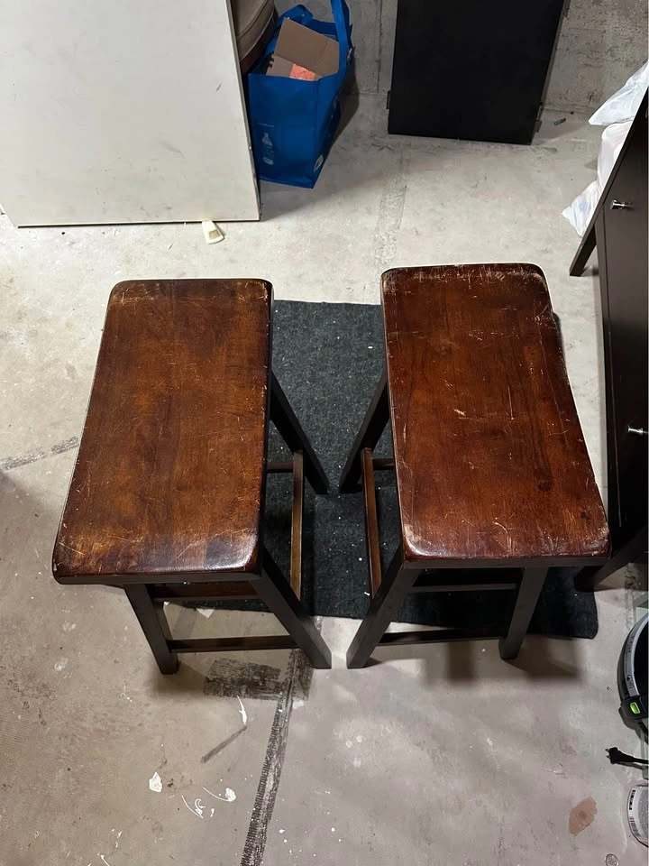 2 Wooden Barstools - photo 2