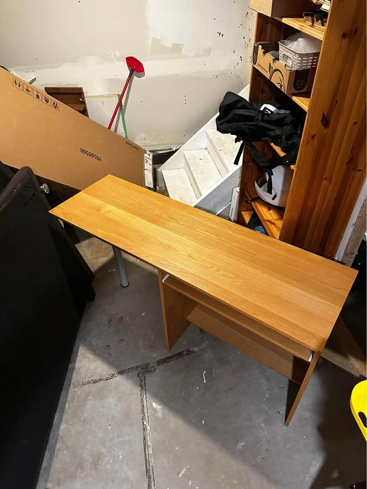 Wood Desk with Slide-out Shelf - photo 3