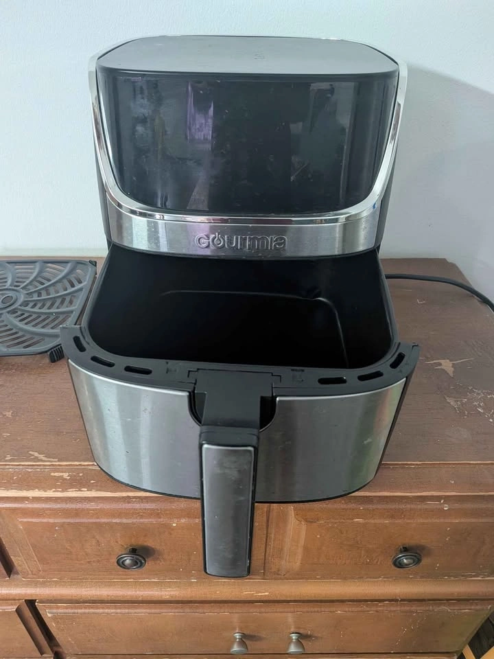 Gourmia Stainless Steel Digital Air Fryer – Complete with Origin - photo 2