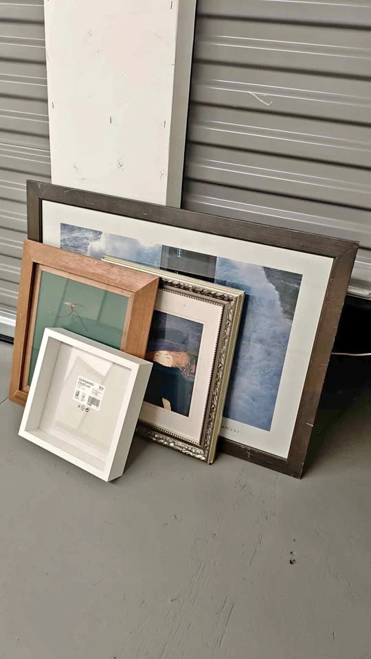 5x Bunch of picture art frames, various sizes