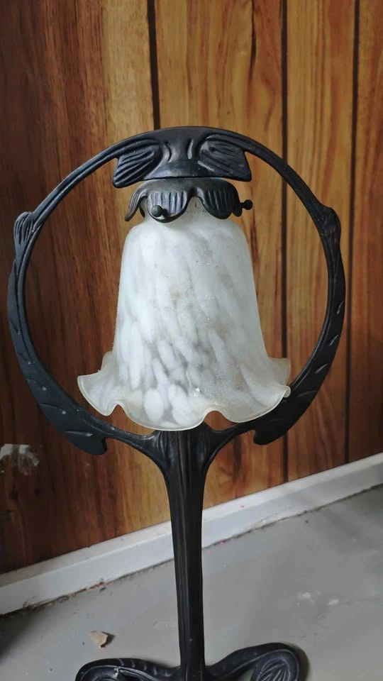 Vintage Leviton Art Nouveau Table Lamp - photo 2