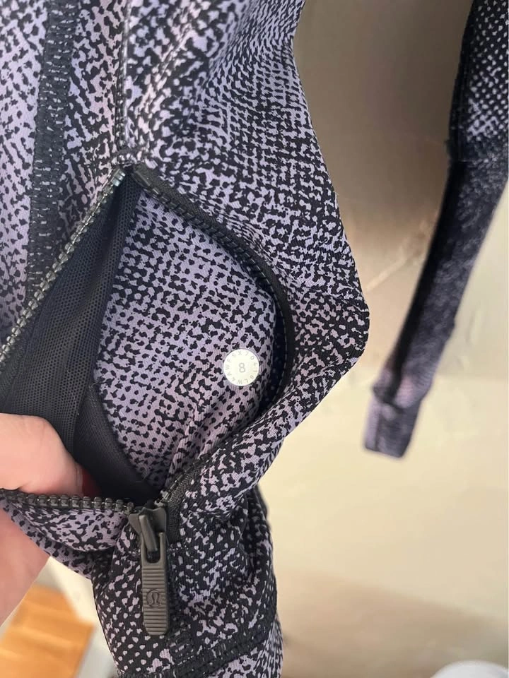 Lululemon Define Jacket Size 8 - photo 2