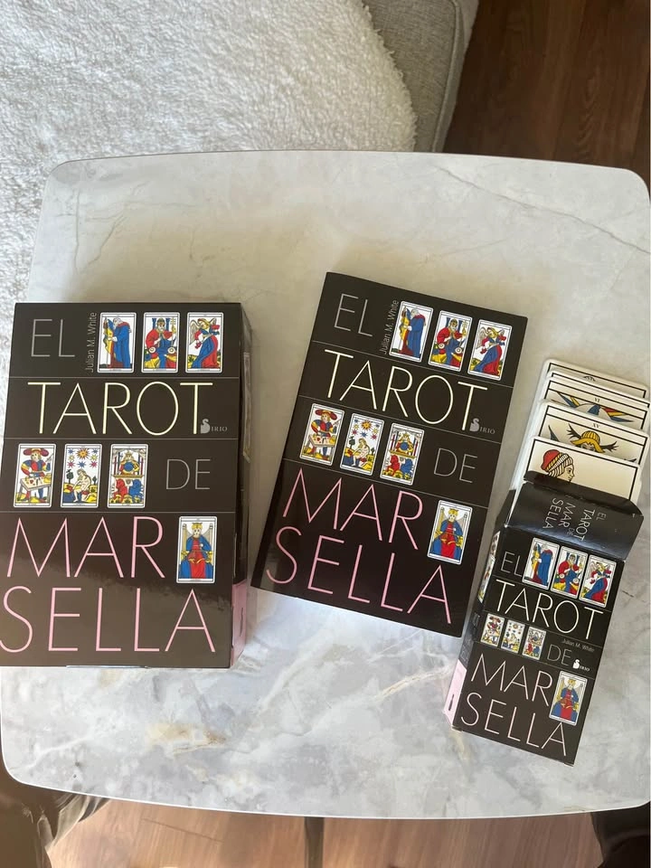 El Tarot de Marsella Set by Julian M. White - photo 2