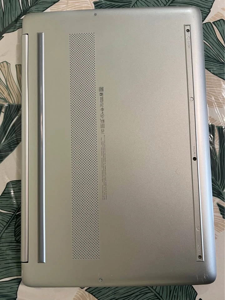 HP Touchscreen Laptop Core i3 8GB RAM 128GB SSD - photo 2