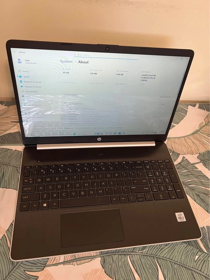 HP Touchscreen Laptop Core i3 8GB RAM 128GB SSD - photo 5