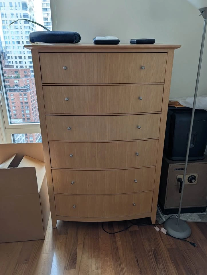 Queen Bedroom Set - photo 4