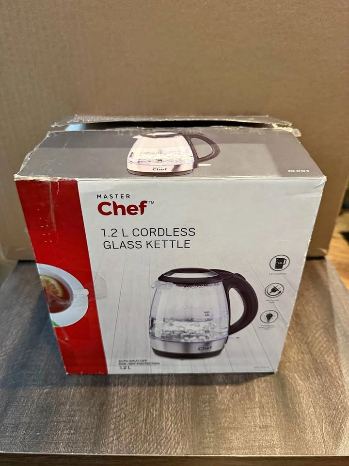 Chefman 1.8L Glass Electric Kettle