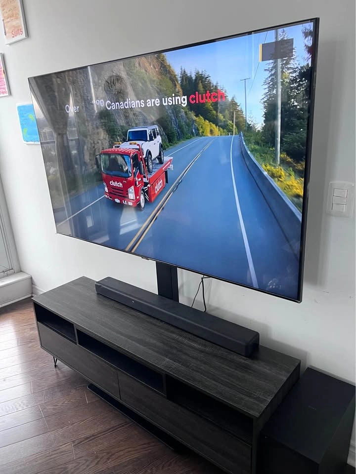 65" Samsung TV (Price negotiable) - photo 2
