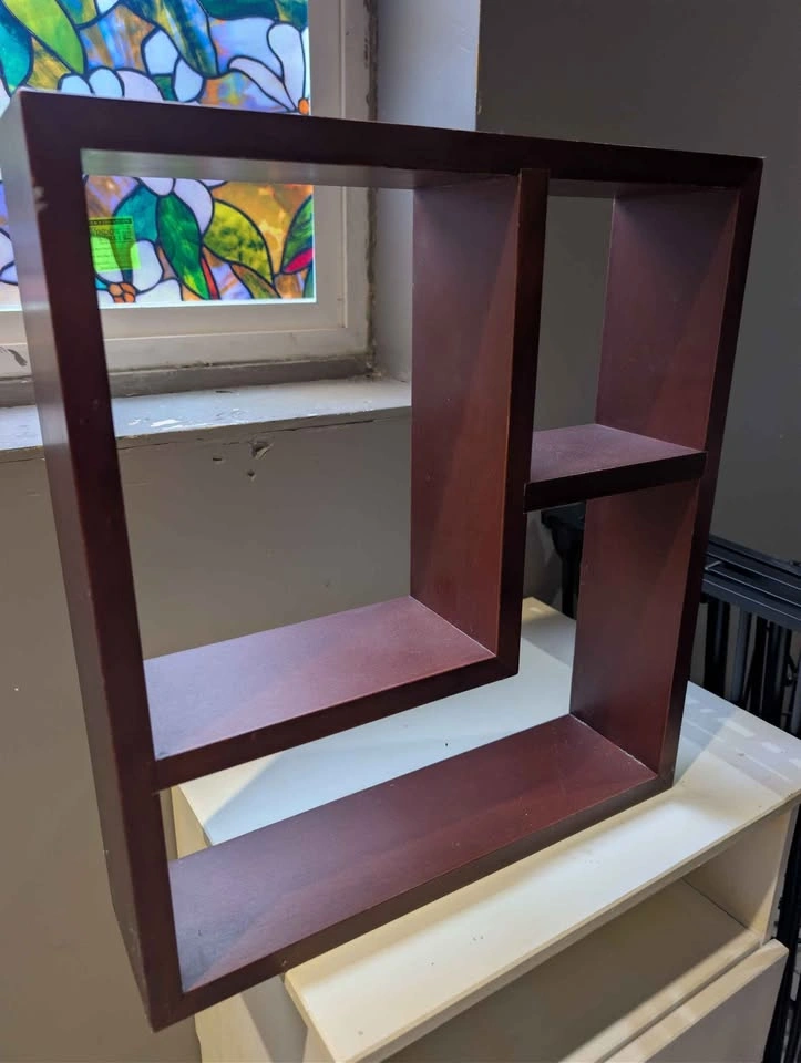 Vintage floating shadow box shelf - photo 4