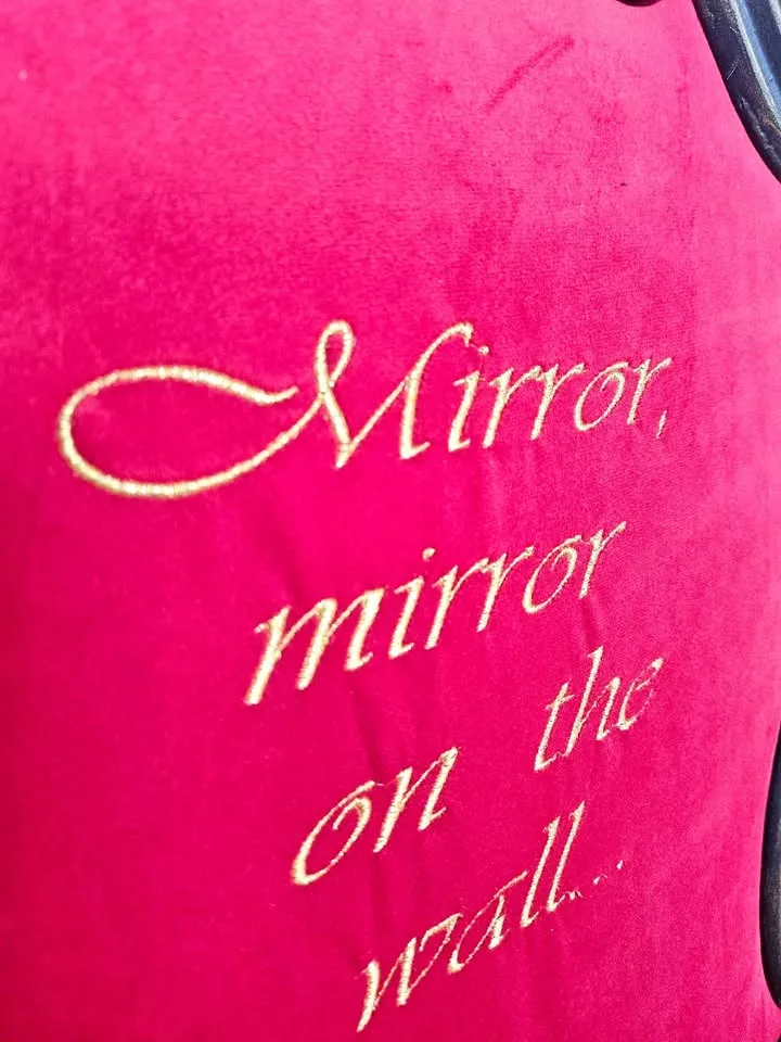 Cute frame red velvet mirror, mirror on the wall. Embroidery image indicator(2)