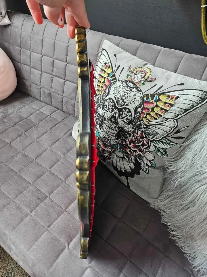 Cute frame red velvet mirror, mirror on the wall. Embroidery image indicator(5)