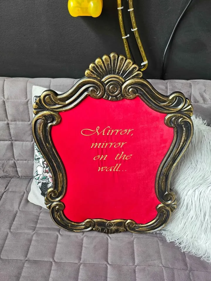 Cute frame red velvet mirror, mirror on the wall. Embroidery image indicator(6)