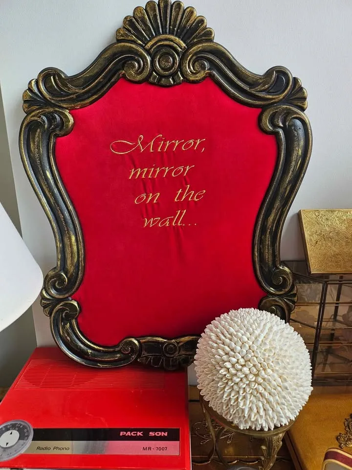 Cute frame red velvet mirror, mirror on the wall. Embroidery image indicator(8)