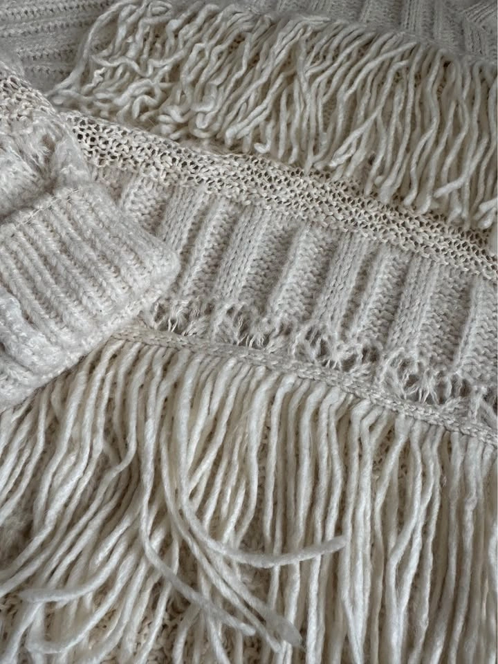 Cream Fringe Knit Sweater - photo 4