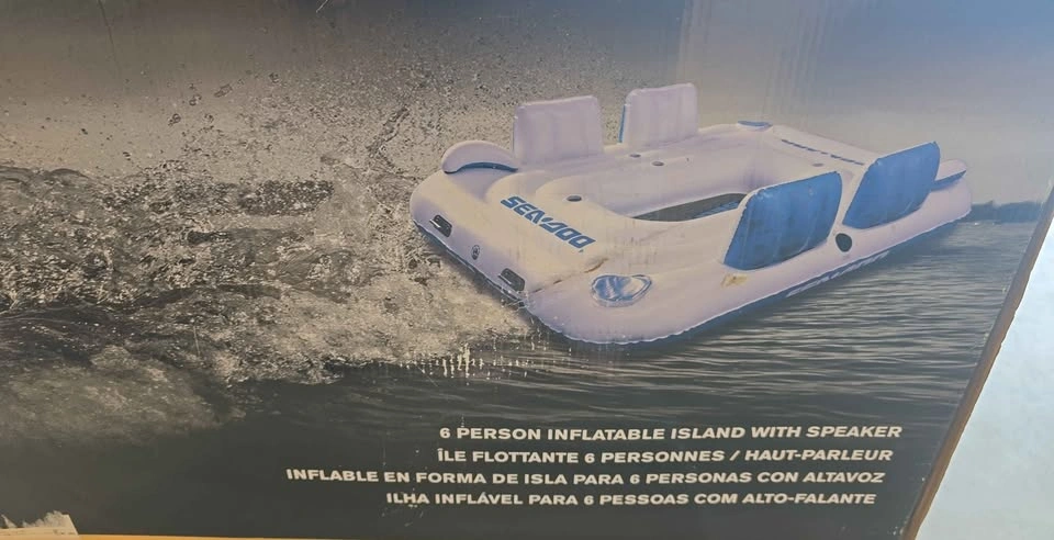 Sea-Doo 6 Person Inflatable Island with Speaker (Never Used) - photo 3