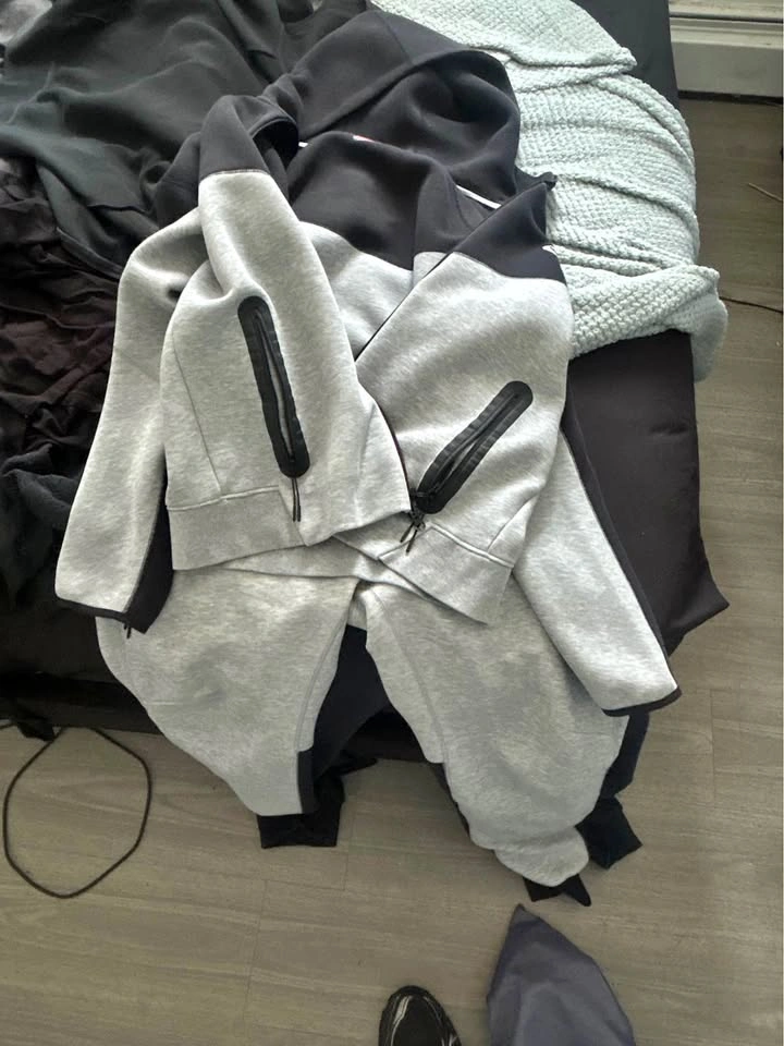 Nike Tech Fleece Tracksuit Size Large