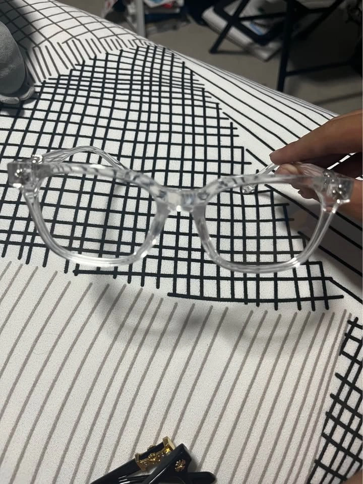 Clear and Silver Chrome Heart Glasses - photo 3