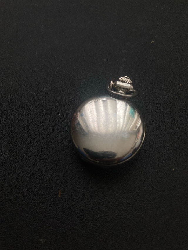 small quartz pocket watch - photo 2