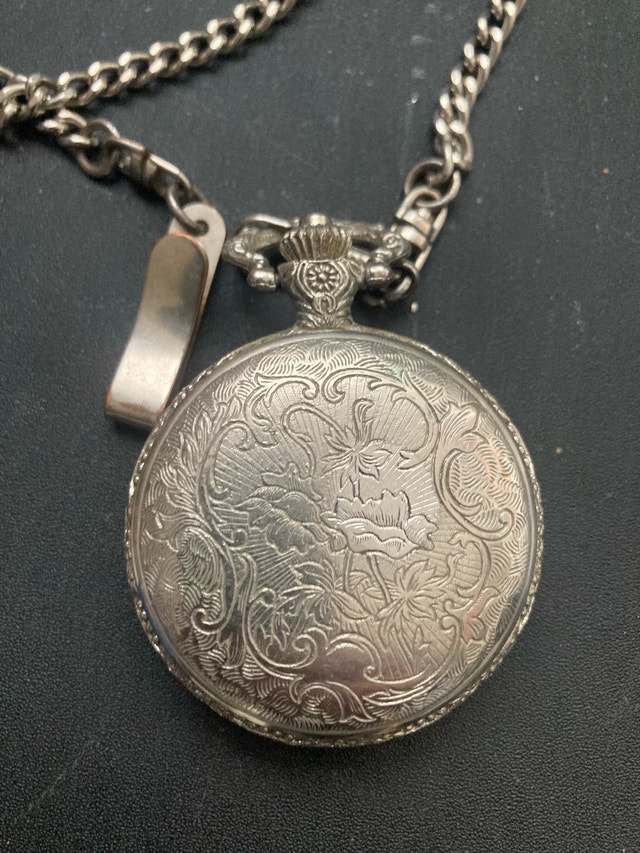 train embossed pocket watch - photo 3