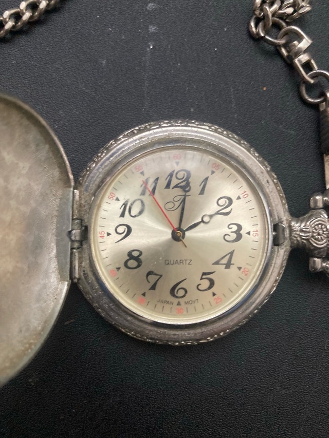 train embossed pocket watch - photo 5