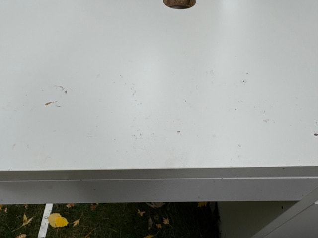 IKEA Micke desk - photo 3