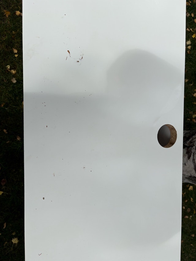 IKEA Micke desk - photo 4