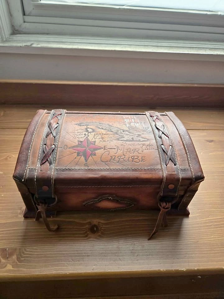 Cuban cigar box