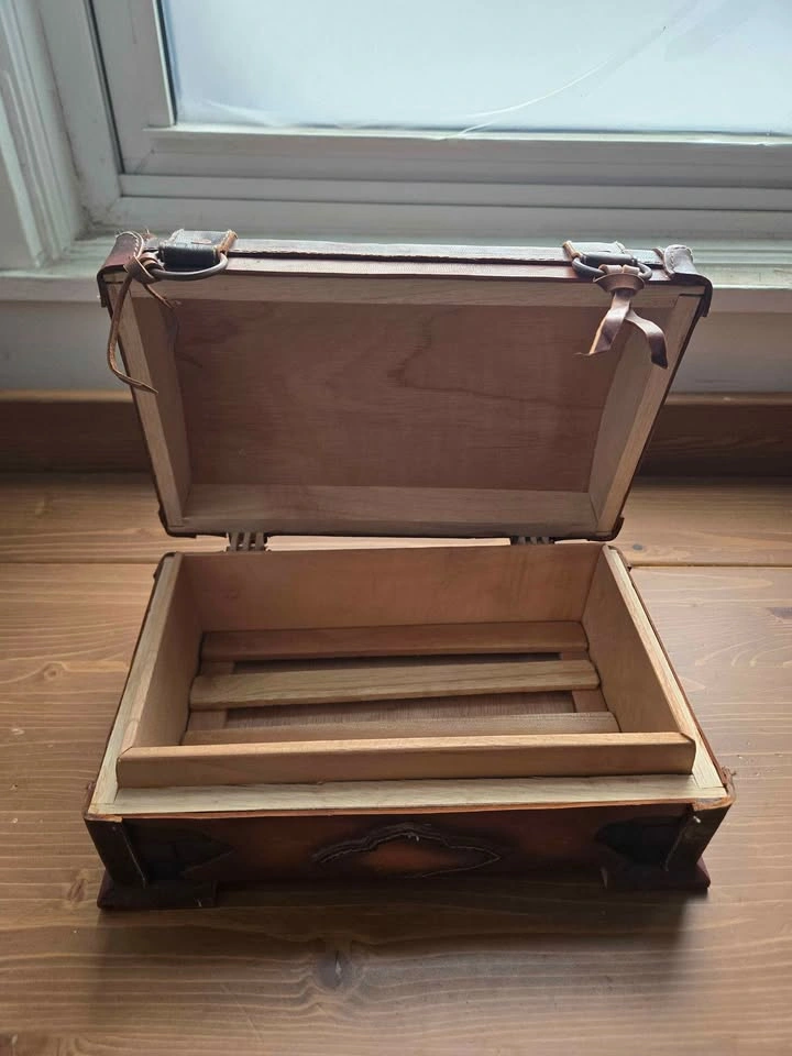 Cuban cigar box - photo 2