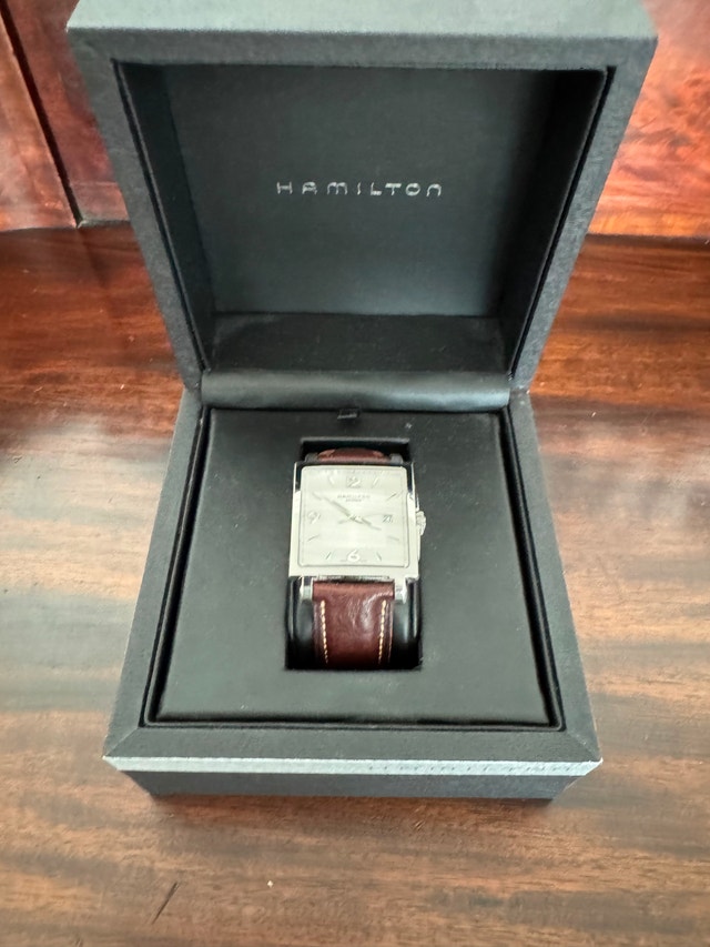 Hamilton Jazzmaster Square Mens automatic watch H324150 - photo 2
