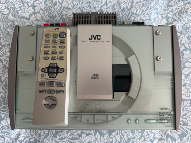 JVC - FS-SD9 Mini Stereo and Remote RM-SFSSD9J - photo 2