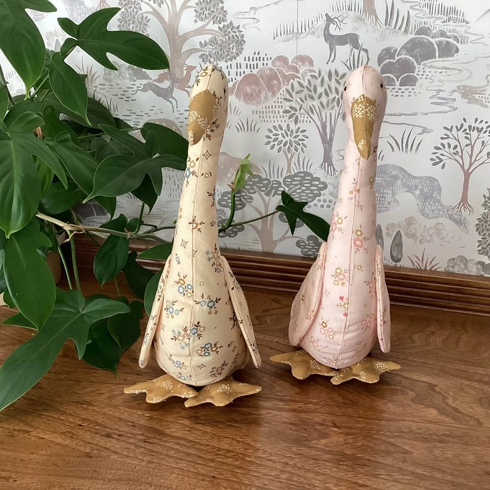 Handmade Desk Geese (Fabric Porch Goose) Floral - photo 4